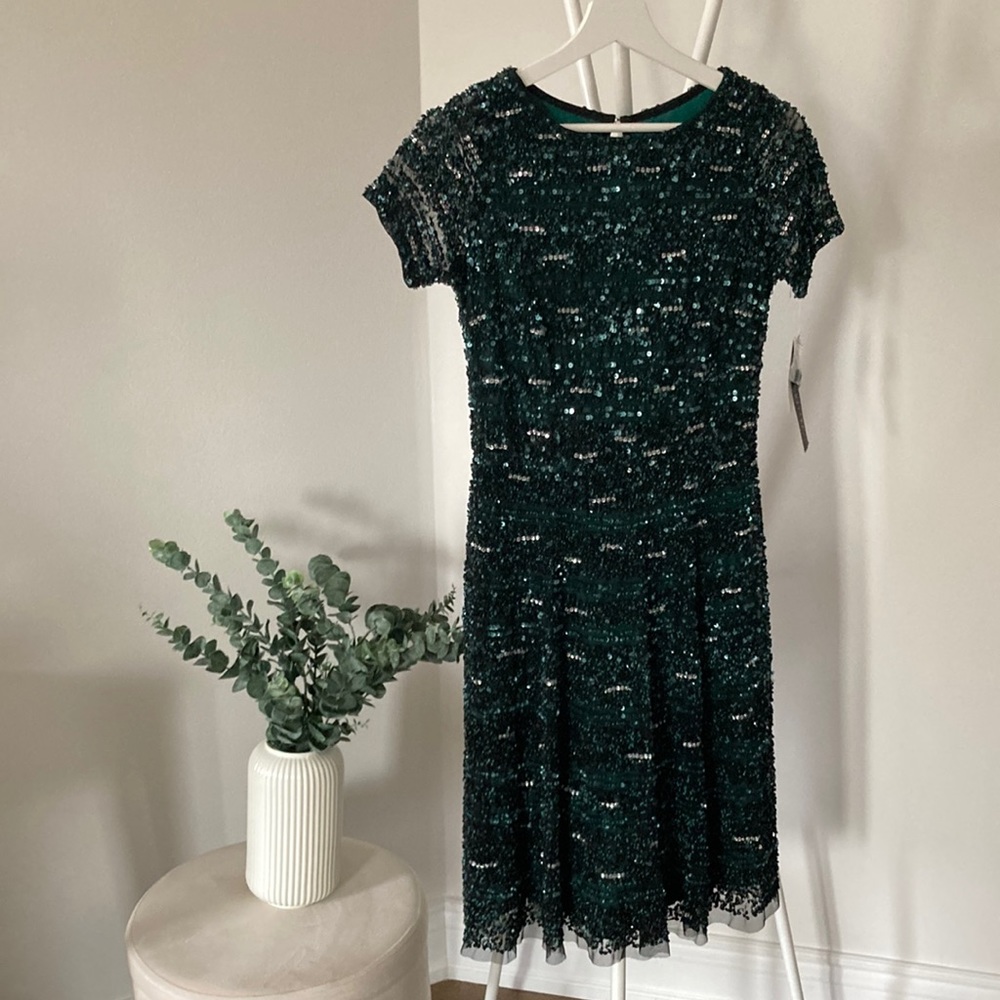 Aidan Mattox forest green sequin dress